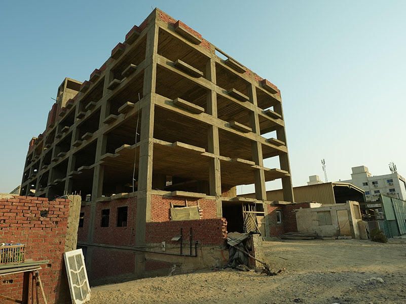 Zahraa Elmaadi land